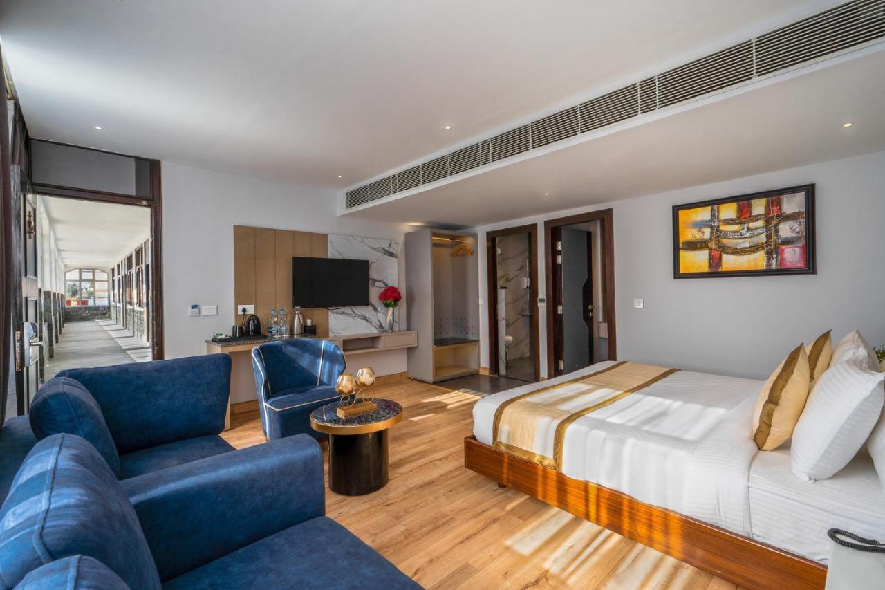 The Legacy Hotel Shimla Buitenkant foto